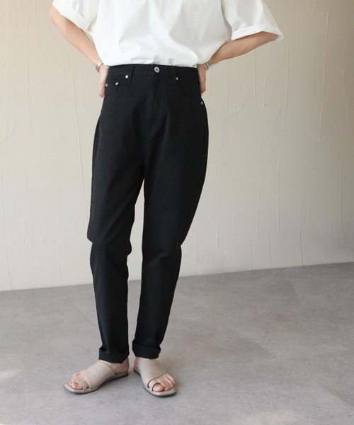 Chillfar(チルファー)の「ハイウエストストレッチ バルーン ツイル/デニムパンツ(デニムパンツ・レディース・ホワイト/サックスブルー/ブルー/ワンウォッシュ/ブラック/グレー/ベージュ/ブラウン/カーキ/ブラック系・SMALL/MEDIUM/LARGE/X-LARGE)」の3枚目の写真