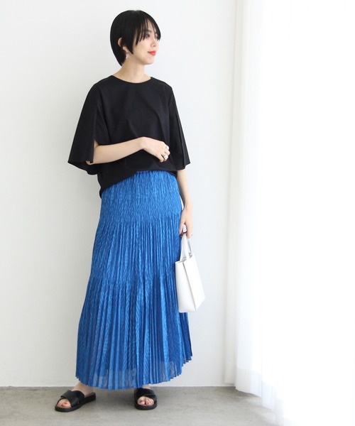 ADAM ET ROPE'（アダムエロペ）の「スリーブフレアSLITプルオーバー（シャツ/ブラウス・レディース・ブラック/ホワイト/ブルー・FREE）」の4枚目の写真