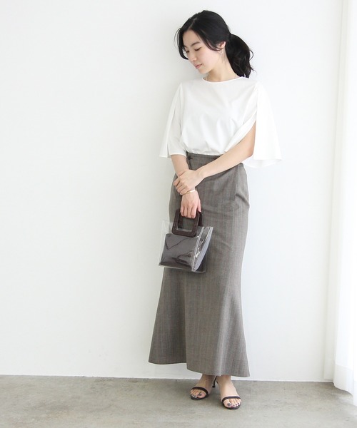 ADAM ET ROPE'（アダムエロペ）の「スリーブフレアSLITプルオーバー（シャツ/ブラウス・レディース・ブラック/ホワイト/ブルー・FREE）」の5枚目の写真