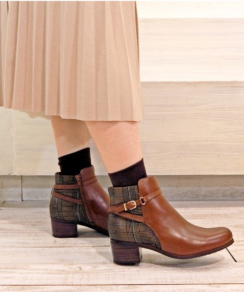 あしながおじさん(アシナガオジサン)の「〈あしながおじさん〉ジョッパーブーツ(ブーツ・レディース・ブラウン/ブラック系その他/ダークブラウン/ブラック系その他2/ブラック・22.5cm/23.0cm/24.5cm/23.5cm/24.0cm)」の5枚目の写真