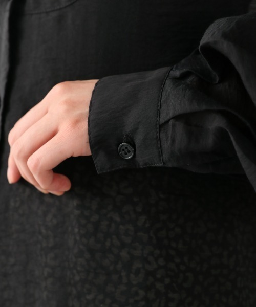 LOWRYS FARM(ローリーズファーム)の「シアードレスシャツLS 892642(シャツ/ブラウス・レディース・ブラック/ダークブラウン/アイボリー・FREE)」の7枚目の写真