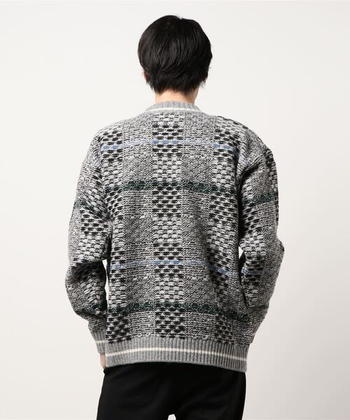 NAISSANCE（ネサンス）の「【NAISSANCE】PATTERN CREW N（ニット/セーター・メンズ・グレー・M/L）」の3枚目の写真