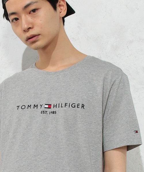TOMMY HILFIGER（トミーヒルフィガー）の「ベーシックロゴTシャツ（Tシャツ/カットソー・メンズ・ホワイト/ブラック/ネイビー/グレー/ネイビー系1/ホワイト系その他/ブラック系その他・SMALL/MEDIUM/LARGE/X-LARGE）」の19枚目の写真