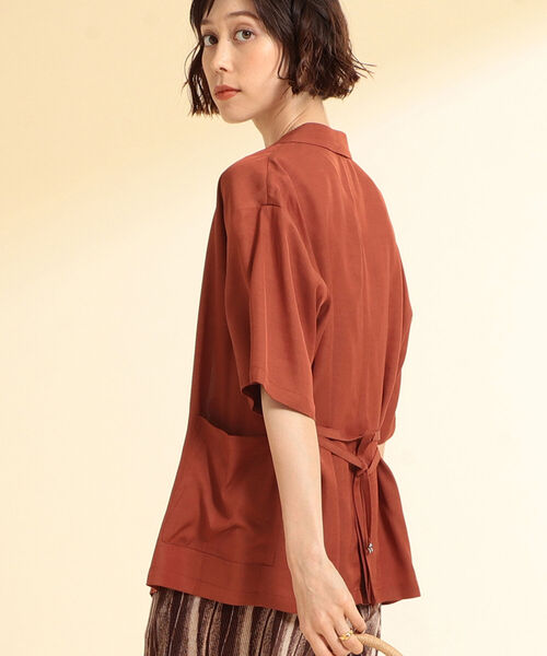 Ray BEAMS（レイビームス）の「Ray BEAMS / ベルテッド ハーフスリーブ ジャケット（テーラードジャケット・レディース・ダークブラウン/イエロー系その他5・ONE SIZE）」の4枚目の写真