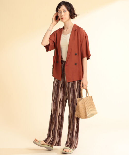 Ray BEAMS（レイビームス）の「Ray BEAMS / ベルテッド ハーフスリーブ ジャケット（テーラードジャケット・レディース・ダークブラウン/イエロー系その他5・ONE SIZE）」の6枚目の写真