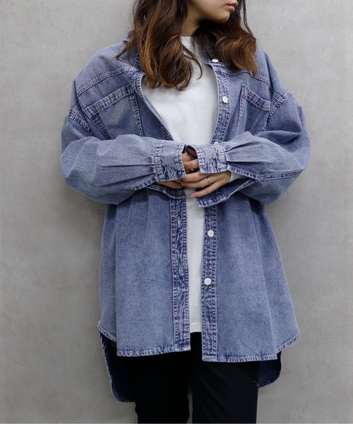 UNDERWRAPS(アンダーラップス)の「UNDERWRAPS / アンダーラップス BIGデニムシャツ (M3)(シャツ/ブラウス・レディース・ケミカルウォッシュ/インディゴブルー・M/L)」の11枚目の写真
