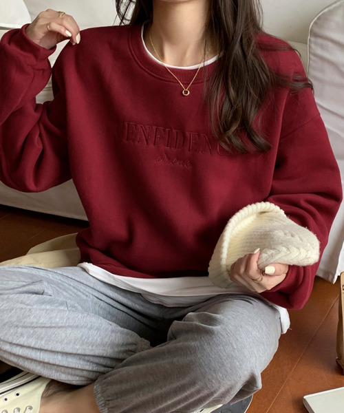emi+(エミプラス)の「ボリュームスリーブ 刺繍ロゴトレーナー(スウェット・レディース・ライトピンク/オレンジ/グレー/ブルー/ネイビー/モカ/ブラウン/ボルドー・FREE)」の15枚目の写真