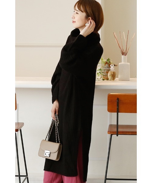 ElegChic(エレグシック)の「オフタートルニットワンピース(ワンピース・レディース・ブラック/モカ・XL/4L/M)」の8枚目の写真