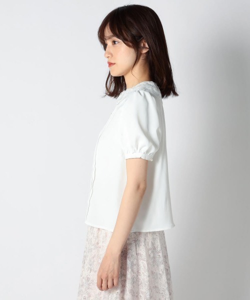 LODISPOTTO(ロディスポット)の「レースカラーふんわりパフブラウス(シャツ/ブラウス・レディース・ピンクベージュ/ホワイト・MEDIUM)」の6枚目の写真