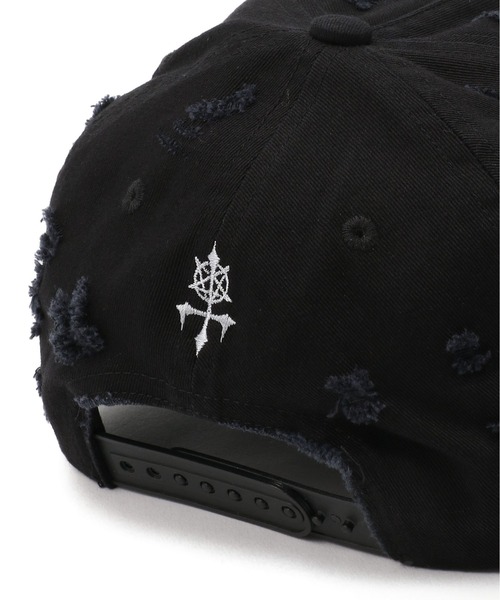 【アザストーキョー】AZS 刺繍デザイン SICK キャップ モノトーン 黒×白 アザストーキョー】AZS 刺繍デザイン SICK キャップ モノトーン