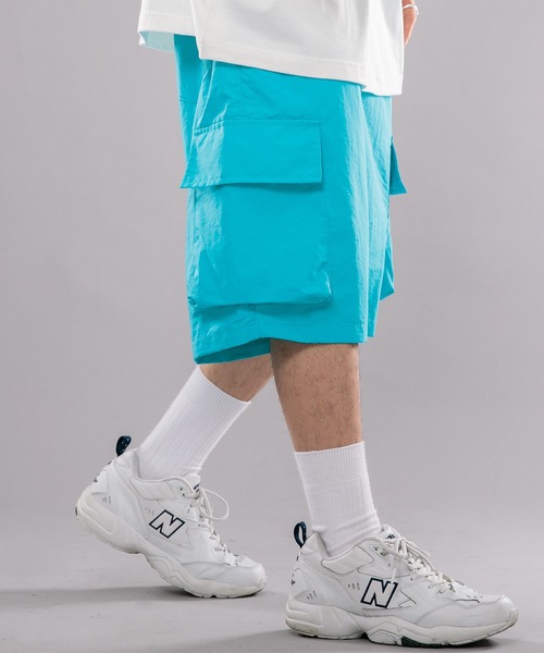 kutir(クティール)の「ナイロンカーゴハーフパンツ(その他パンツ・メンズ・ライトブルー/ブラック・SMALL/MEDIUM/LARGE)」の11枚目の写真