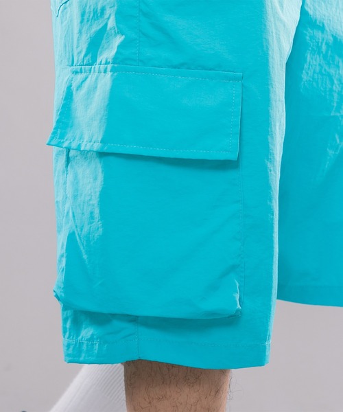 kutir(クティール)の「ナイロンカーゴハーフパンツ(その他パンツ・メンズ・ライトブルー/ブラック・SMALL/MEDIUM/LARGE)」の18枚目の写真