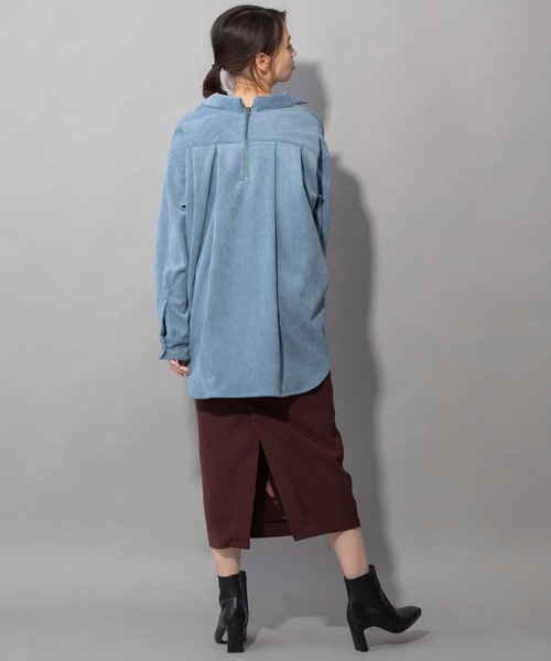 Munich(ミューニック)の「ストレッチコーデュロイバックジップシャツブラウス(セットアップ可)(シャツ/ブラウス・レディース・ベージュ/アイボリー/ダークグレー/グレイッシュブルー・FREE)」の6枚目の写真