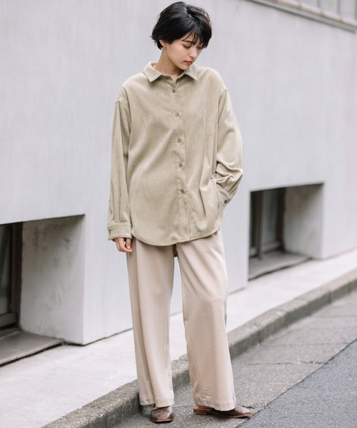 Munich(ミューニック)の「ストレッチコーデュロイバックジップシャツブラウス(セットアップ可)(シャツ/ブラウス・レディース・ベージュ/アイボリー/ダークグレー/グレイッシュブルー・FREE)」の10枚目の写真