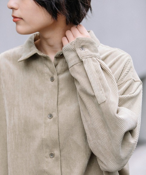 Munich(ミューニック)の「ストレッチコーデュロイバックジップシャツブラウス(セットアップ可)(シャツ/ブラウス・レディース・ベージュ/アイボリー/ダークグレー/グレイッシュブルー・FREE)」の19枚目の写真