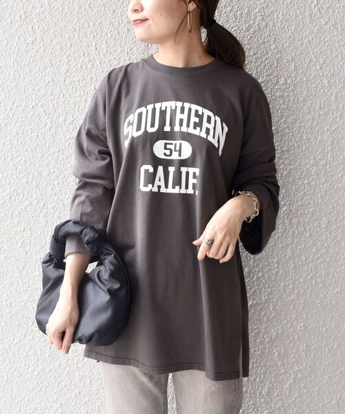 SHIPS(シップス)の「【WEB限定】ダブルフレアスリーブカレッジTEE◇(Tシャツ/カットソー・レディース・ダークグレー/チャコールグレー/ライトブルー/アイボリー/オフホワイト/サックスブルー・ONE SIZE)」の5枚目の写真
