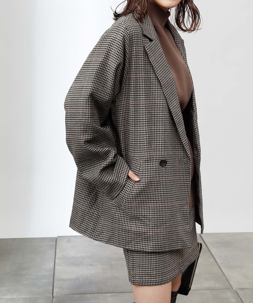 COLONY 2139（コロニートゥーワンスリーナイン）の「TR先染ダブルブレストテーラードジャケット(セットアップ可)（テーラードジャケット・レディース・ブラウン/グレー・LARGE/MEDIUM）」の2枚目の写真