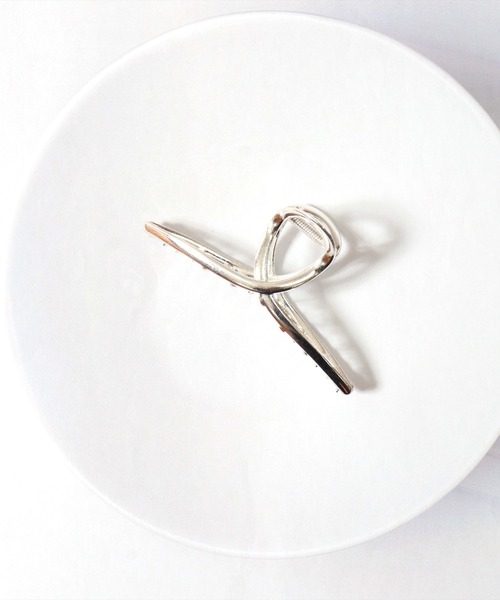 BAYBLO（ベイブロ）の「(SB)メタルフレーム リボン ヘアクリップ（バレッタ/ヘアクリップ・レディース・シルバー/ゴールド/シルバー系その他/ゴールド系その他・FREE）」の6枚目の写真