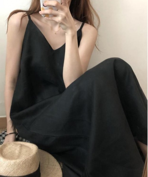 NiiNa（ニーナ）の「【NiiNa】コットンキャミワンピース（ワンピース・レディース・ブラック/ブルー・FREE）」の2枚目の写真