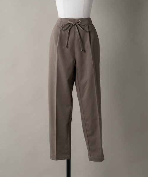 moi tytto(モイテュット)の「淡色イージーパンツ(その他パンツ・レディース・ベージュ/モカ・SMALL/MEDIUM)」の9枚目の写真