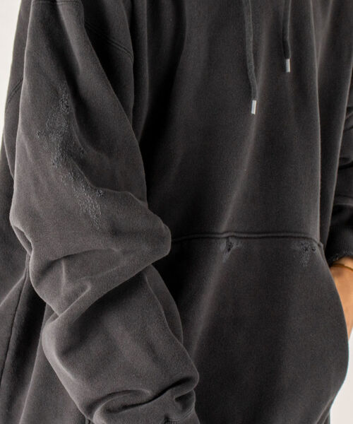 GLOSTER（グロスター）の「【GLOSTER/グロスター】ダメージ加工 プルオーバーパーカー（パーカー・メンズ・ホワイト/ブラック・MEDIUM）」の17枚目の写真