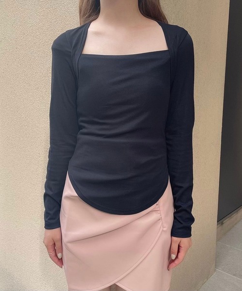 Crea titty&Co. PETIT(クレアティティーアンドコープチ)の「【Crea titty&Co.PETIT】ネックオープンカットトップス(Tシャツ/カットソー・レディース・ブラック/ホワイト・FREE)」の3枚目の写真