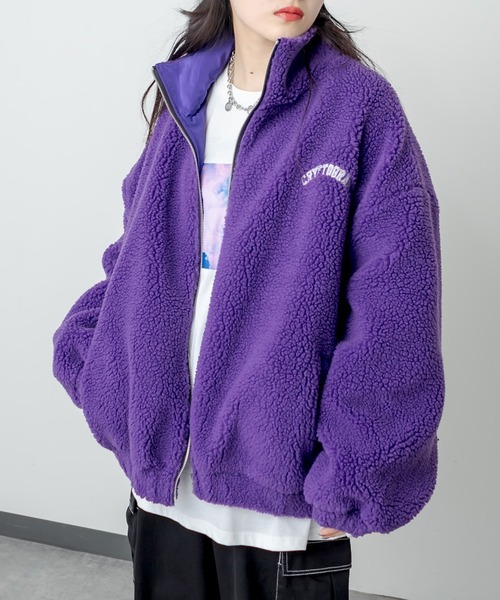 RASVOA(ラスボア)の「カレッジロゴオーバーボアブルゾン(ブルゾン・レディース・ブラック/パープル/グリーン・FREE)」の3枚目の写真