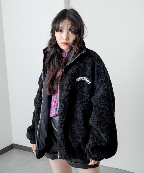 RASVOA(ラスボア)の「カレッジロゴオーバーボアブルゾン(ブルゾン・レディース・ブラック/パープル/グリーン・FREE)」の22枚目の写真