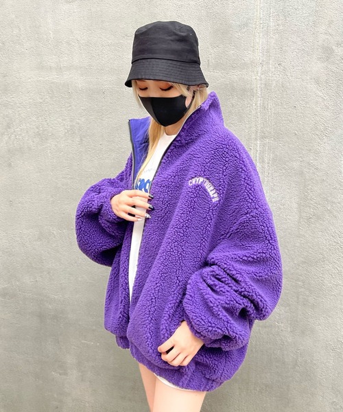 RASVOA(ラスボア)の「カレッジロゴオーバーボアブルゾン(ブルゾン・レディース・ブラック/パープル/グリーン・FREE)」の14枚目の写真