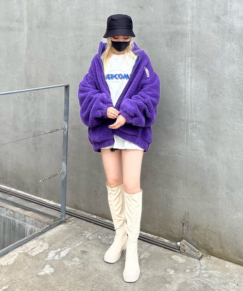 RASVOA(ラスボア)の「カレッジロゴオーバーボアブルゾン(ブルゾン・レディース・ブラック/パープル/グリーン・FREE)」の18枚目の写真