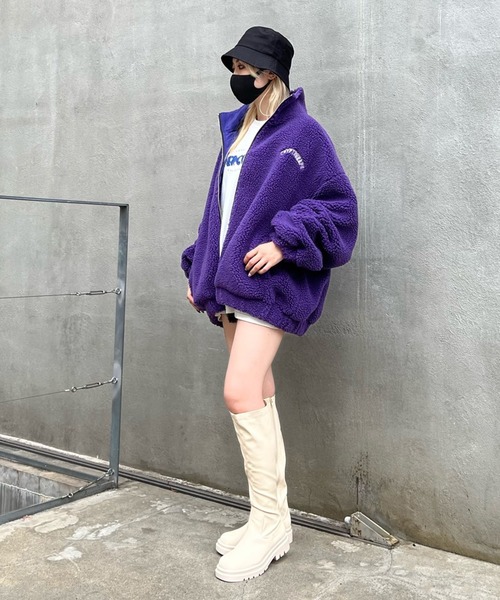 RASVOA(ラスボア)の「カレッジロゴオーバーボアブルゾン(ブルゾン・レディース・ブラック/パープル/グリーン・FREE)」の19枚目の写真