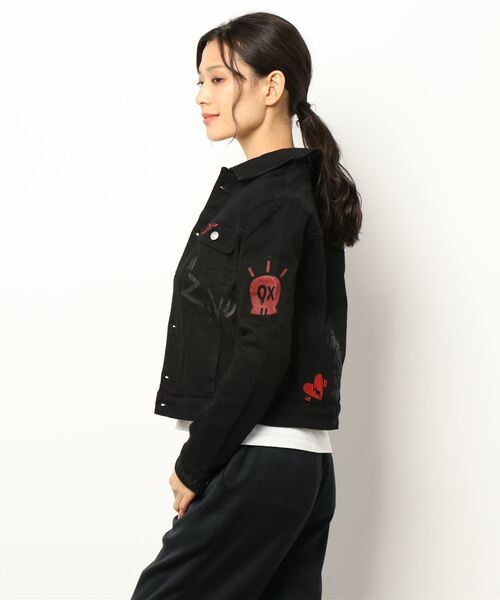 ZADIG&VOLTAIRE(ザディグ エ ヴォルテール)の「KIOKY DENIM SHIMMER BLOUSON(デニムジャケット・レディース・ブラック・S/XS/M)」の4枚目の写真