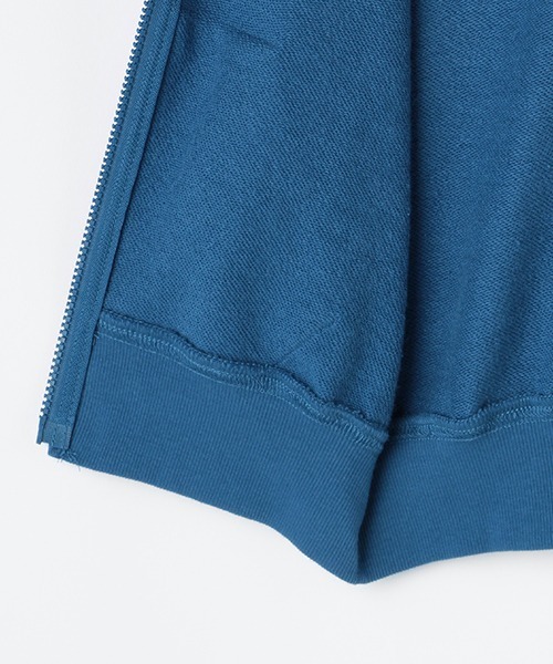 b・ROOM（ビールーム）の「ドルマンシルエットZIPパーカ（パーカー・キッズ・ブルー/ライトカーキ/トップグレー/アイボリー/ベージュ・100cm/120cm/90cm/110cm/130cm）」の10枚目の写真