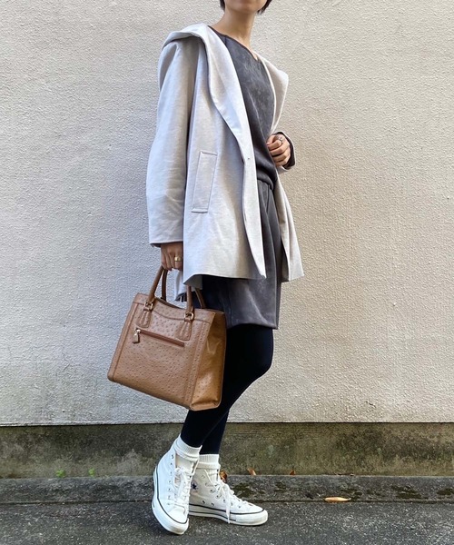 leswel（レスウェル）の「モチモチ スエード調 ラグラントレーナー（Tシャツ/カットソー・レディース・ブラウン/チャコールグレー/クリーム・4L/LL/3L/M/5L/L）」の8枚目の写真