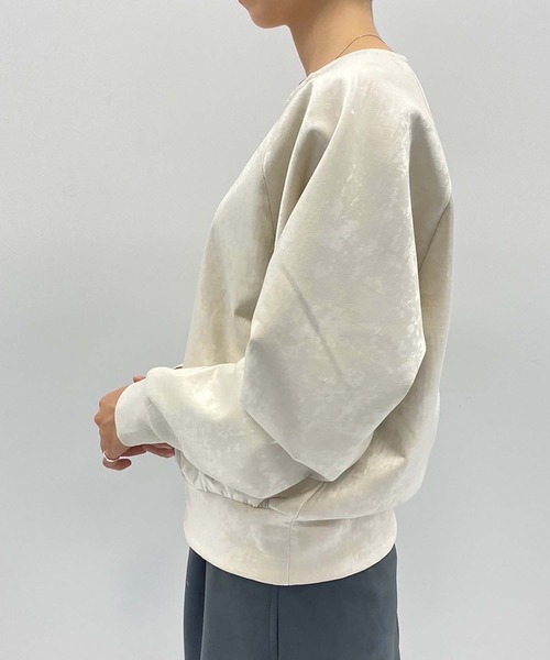 leswel（レスウェル）の「モチモチ スエード調 ラグラントレーナー（Tシャツ/カットソー・レディース・ブラウン/チャコールグレー/クリーム・4L/LL/3L/M/5L/L）」の14枚目の写真