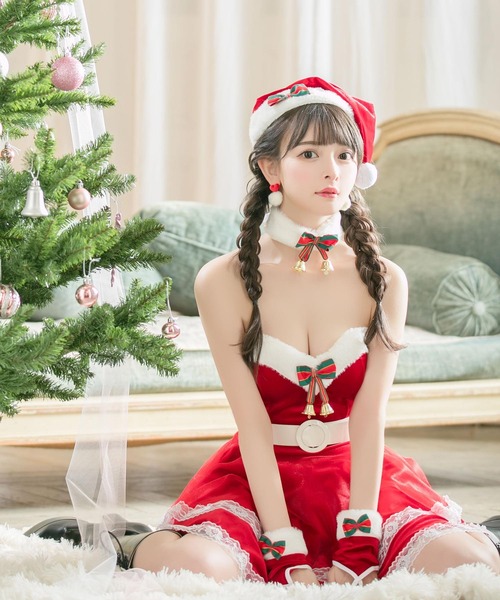 Tika(ティカ)の「サンタ コスプレ かわいい ベアトップ リボン ベルト付き チュール レイヤード フレア ミニ ワンピース 6点セット クリスマス コスチューム サンタコス(コスチューム/パーティーグッズ・レディース・レッド・M)」の3枚目の写真
