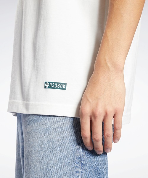 Reebok(リーボック)の「クラシックス CYN グラフィック Tシャツ / Classics CNY Graphics T-Shirt /(Tシャツ/カットソー・メンズ・レッド/アイボリー・LARGE/X-LARGE/SMALL/MEDIUM/XX-LARGE/XXX-LARGE/X-SMALL)」の6枚目の写真