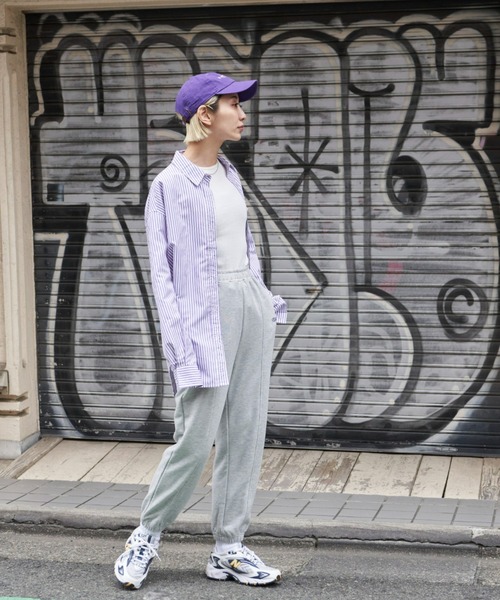 Auntie Rosa Holiday（アンティローザホリデー）の「裏毛ジョガーパンツ（スウェットパンツ・レディース・グレー/オフホワイト/ネイビー・FREE）」の4枚目の写真