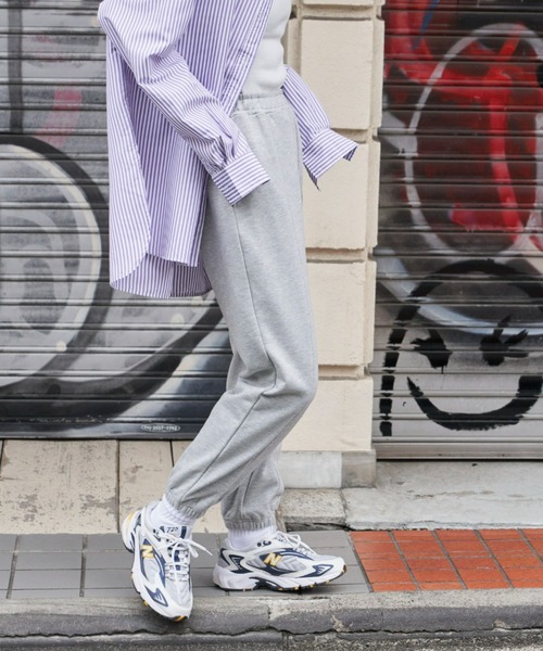 Auntie Rosa Holiday（アンティローザホリデー）の「裏毛ジョガーパンツ（スウェットパンツ・レディース・グレー/オフホワイト/ネイビー・FREE）」の7枚目の写真