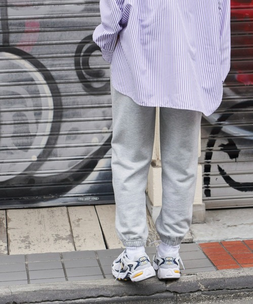 Auntie Rosa Holiday（アンティローザホリデー）の「裏毛ジョガーパンツ（スウェットパンツ・レディース・グレー/オフホワイト/ネイビー・FREE）」の6枚目の写真