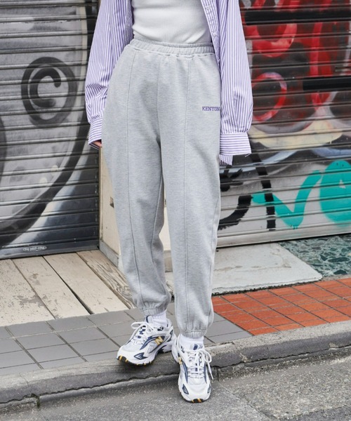 Auntie Rosa Holiday（アンティローザホリデー）の「裏毛ジョガーパンツ（スウェットパンツ・レディース・グレー/オフホワイト/ネイビー・FREE）」の10枚目の写真