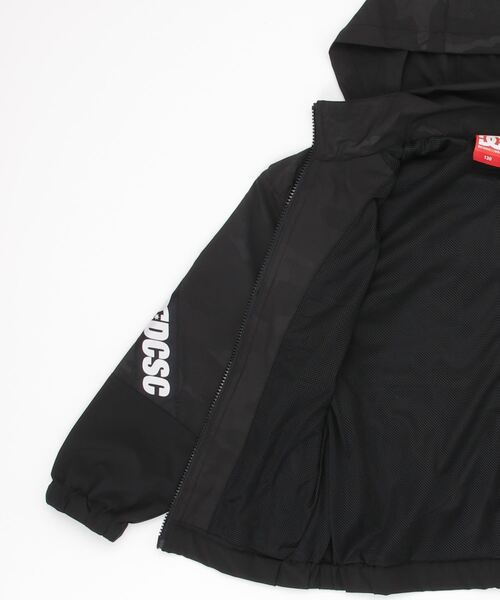 DC(ディーシー)の「DC/ディーシー TRACK JACKET トラックジャケット 防水加工 裏メッシュ YJK221527(ナイロンジャケット・キッズ・レッド/ブラック・130cm/150cm/160cm/140cm)」の3枚目の写真