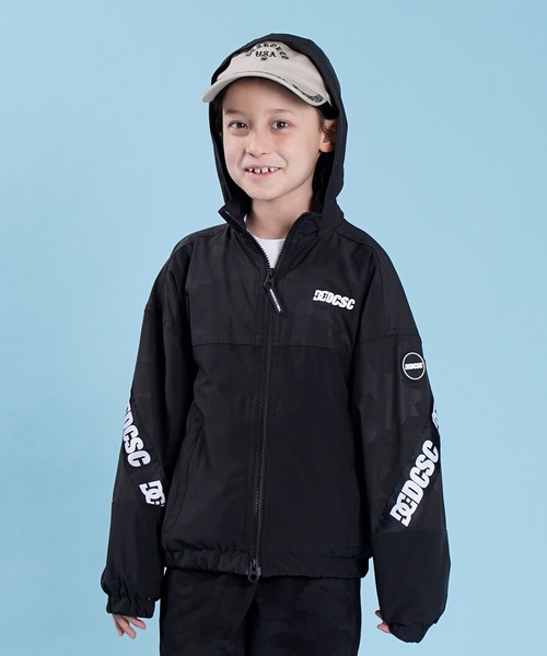 DC(ディーシー)の「DC/ディーシー TRACK JACKET トラックジャケット 防水加工 裏メッシュ YJK221527(ナイロンジャケット・キッズ・レッド/ブラック・130cm/150cm/160cm/140cm)」の2枚目の写真