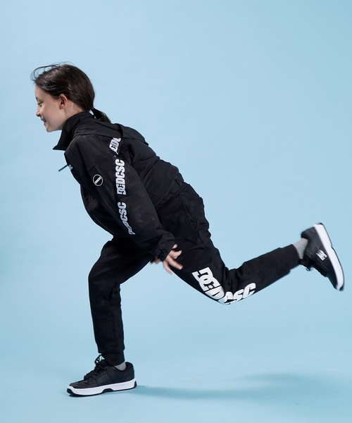 DC(ディーシー)の「DC/ディーシー TRACK JACKET トラックジャケット 防水加工 裏メッシュ YJK221527(ナイロンジャケット・キッズ・レッド/ブラック・130cm/150cm/160cm/140cm)」の18枚目の写真