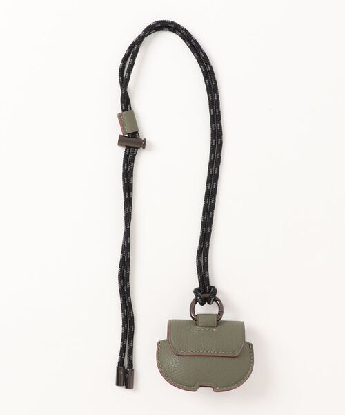 COACH(コーチ)の「ラージ AirPods Pro ケース(ヘッドフォン/イヤホン・メンズ・グリーン系その他・フリ-)」の2枚目の写真