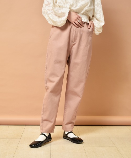 RETRO GIRL(レトロガール)の「ゆるデニムパンツ(デニムパンツ・レディース・アイボリー/ブラック/ケミカルウォッシュ/ピンク/ブラック系その他・FREE)」の5枚目の写真