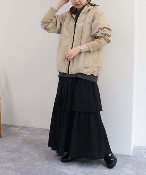 fredy emue(フレディエミュ)の「T/Cウェザー袖リブZIPパーカー(マウンテンパーカー・レディース・ブラック/ベージュ/ラベンダー・38)」の8枚目の写真