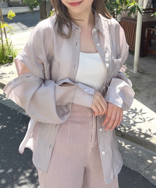 OLIVE des OLIVE（オリーブデオリーブ）の「肩開きシャツ（シャツ/ブラウス・レディース・オフホワイト/サックスブルー/グレイッシュベージュ/ホワイト/ベージュ/ブラック/オレンジ・FREE）」の5枚目の写真