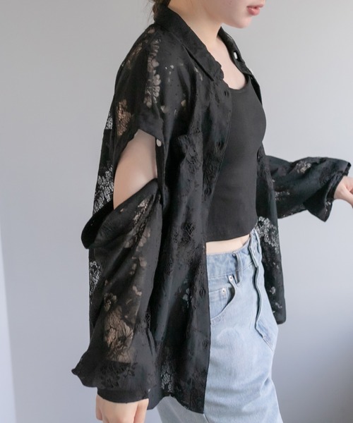 OLIVE des OLIVE（オリーブデオリーブ）の「肩開きシャツ（シャツ/ブラウス・レディース・オフホワイト/サックスブルー/グレイッシュベージュ/ホワイト/ベージュ/ブラック/オレンジ・FREE）」の12枚目の写真