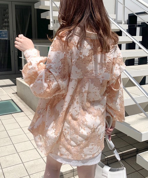 OLIVE des OLIVE（オリーブデオリーブ）の「肩開きシャツ（シャツ/ブラウス・レディース・オフホワイト/サックスブルー/グレイッシュベージュ/ホワイト/ベージュ/ブラック/オレンジ・FREE）」の19枚目の写真